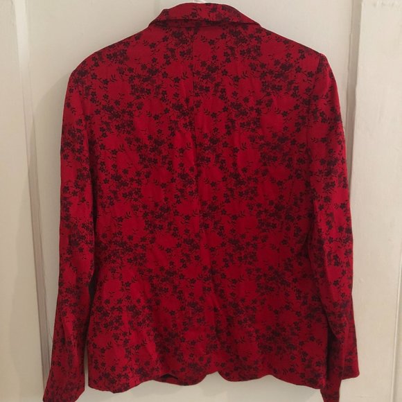 Red Floral Printed Blazer - Picture 2 of 3